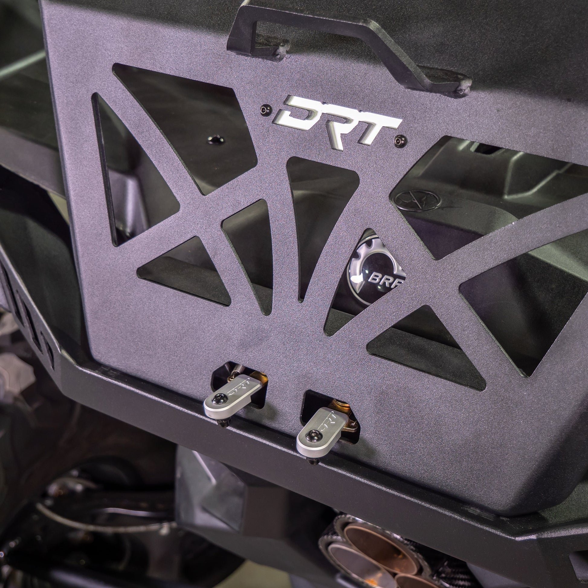 Can-Am X3 2017+ Tire Carrier / Rear Bumper System Dunes 2 Dezert SXS