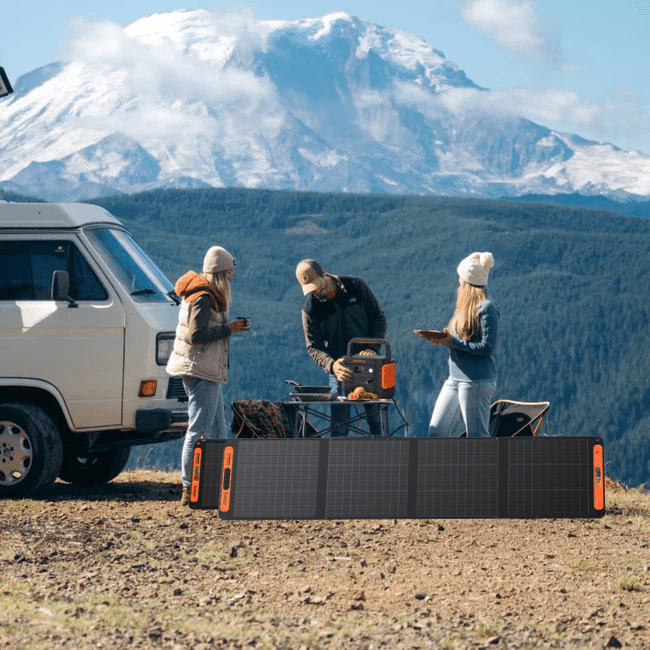 Jackery Solar Generator  2000 v2 Jackery