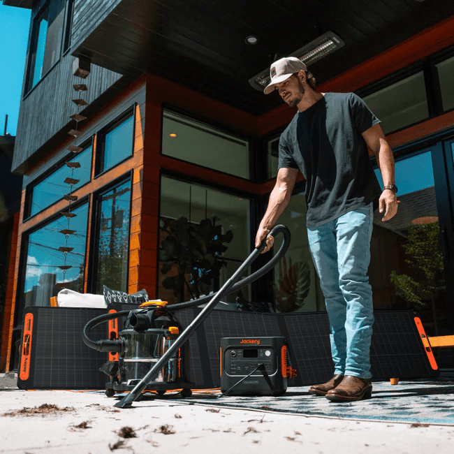 Jackery Solar Generator  2000 v2 Jackery