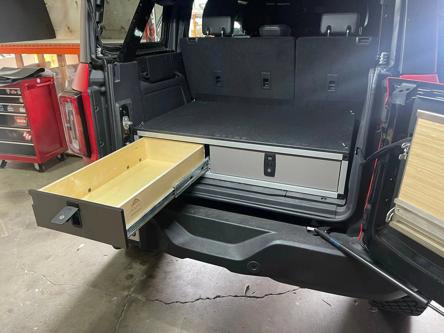 Ford - Bronco - 2021-Present - 6th Gen - 4 Door - Explore Series -  Side x Side Module - 41 3/8" Wide x 28" Depth