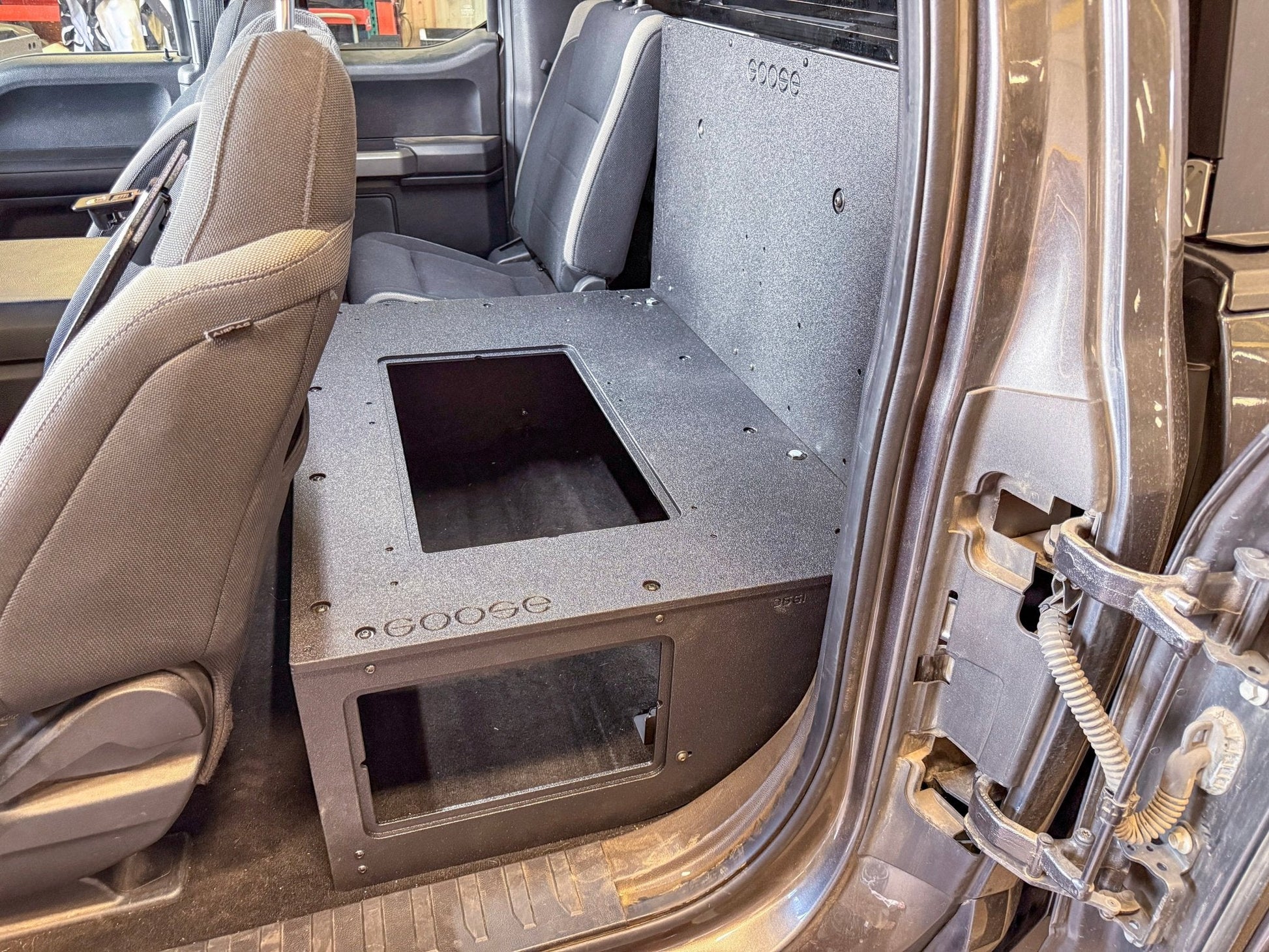 Ford - F-150 - 2015-Present - 13th & 14th Gen - Explore Series - SuperCab - Second Row - HIGH Seat Delete Plate System - Without Subwoofer Goose Gear