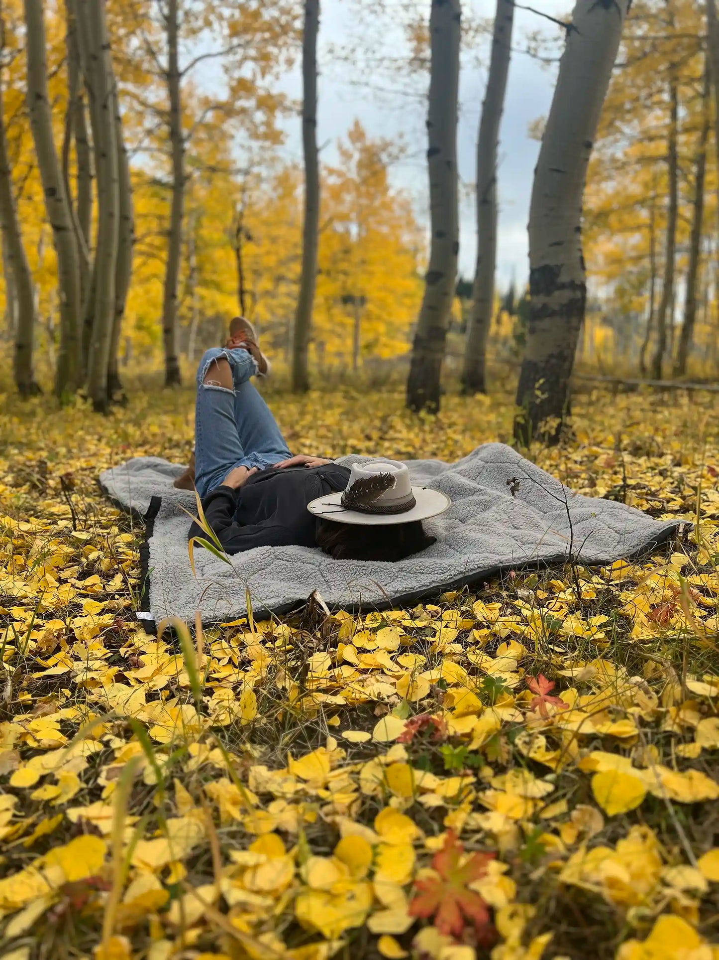 Anywhere Poncho/Puff Blanket - Clearance Freespirit Recreation