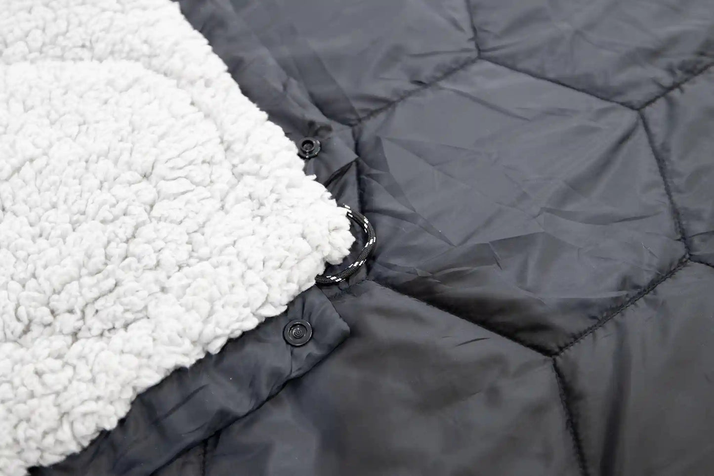 Anywhere Poncho/Puff Blanket - Clearance Freespirit Recreation