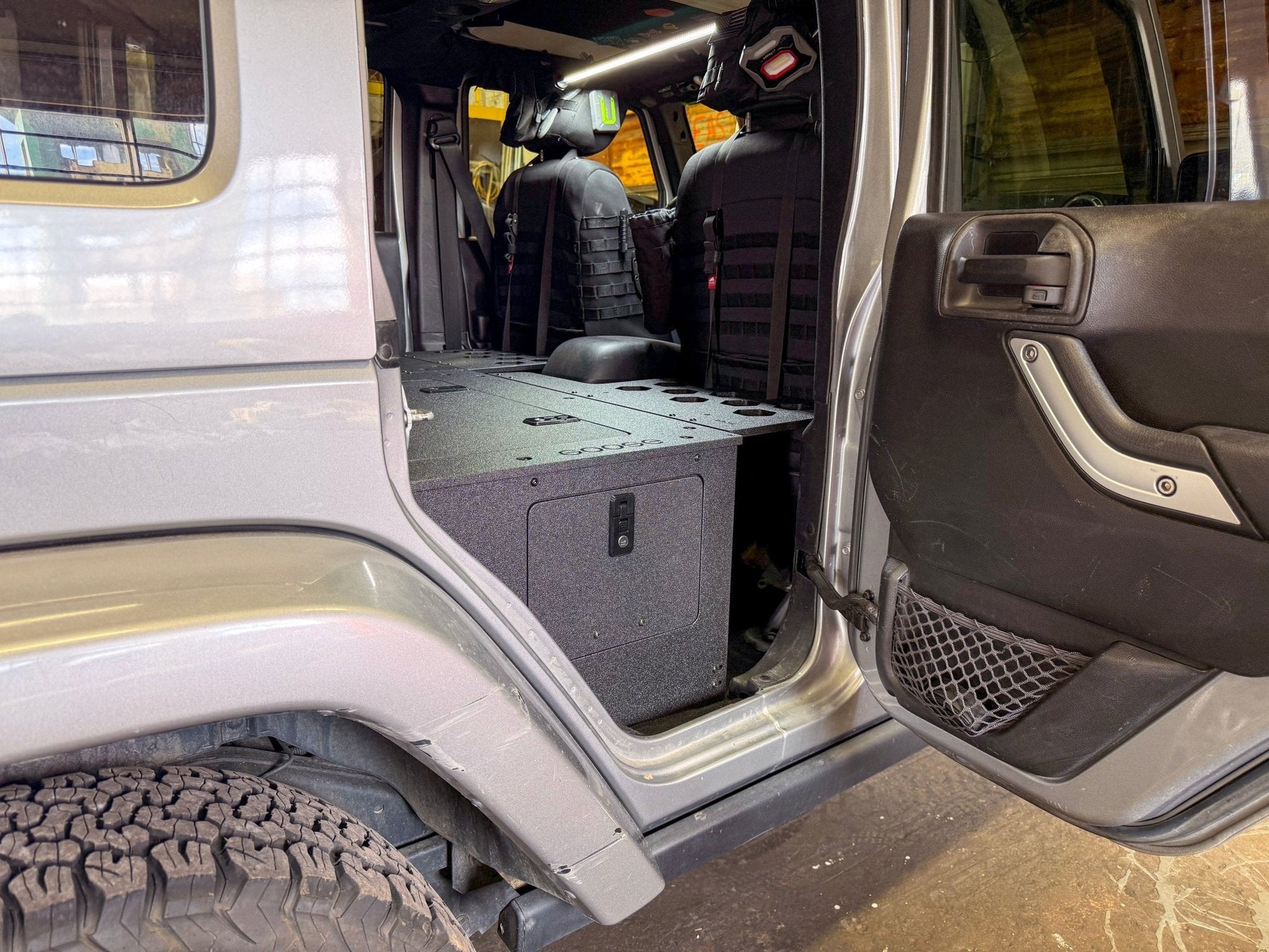 Jeep - Wrangler - 2007-2018 - JKU - 4 Door - Explore Series - Second Row Seat Delete Plate System - Second Row - Module Based - 8" Module Goose Gear