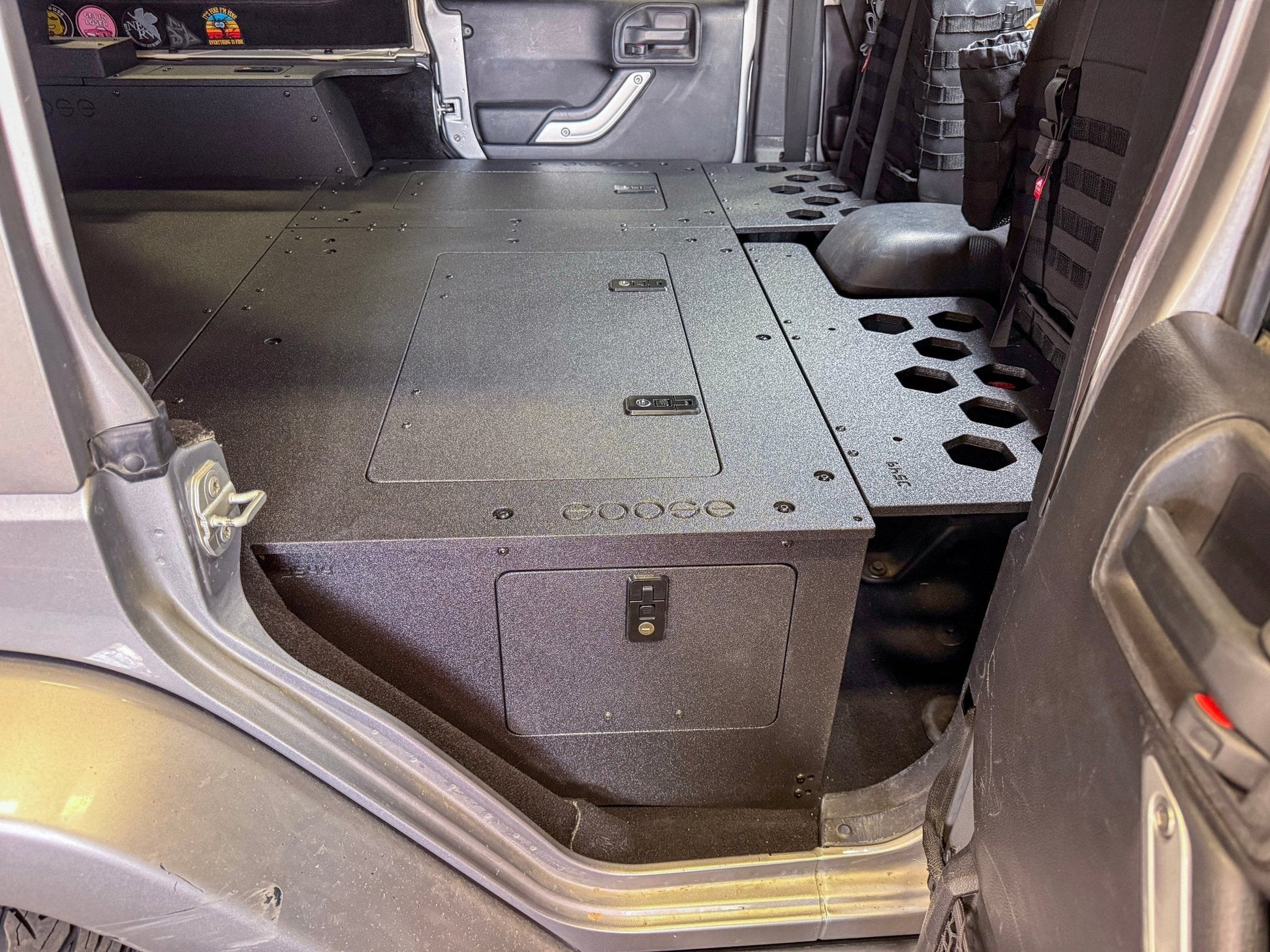 Jeep - Wrangler - 2007-2018 - JKU - 4 Door - Explore Series - Second Row Seat Delete Plate System - Second Row - Module Based - 8" Module Goose Gear