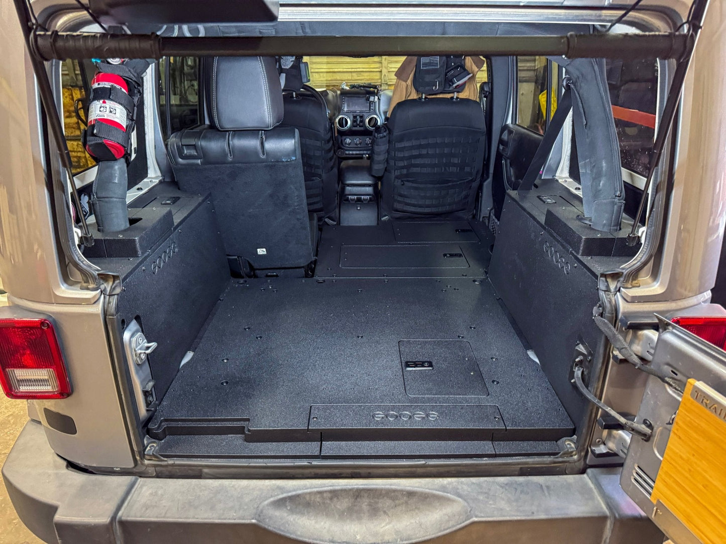 Jeep Wrangler 2007-2018 JKU 4 Door - Second Row Seat Delete Plate System - V2 Goose Gear