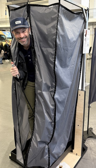 Tetravan Folding Shower 2.1 with Magnetic Zipped Curtain GoCode