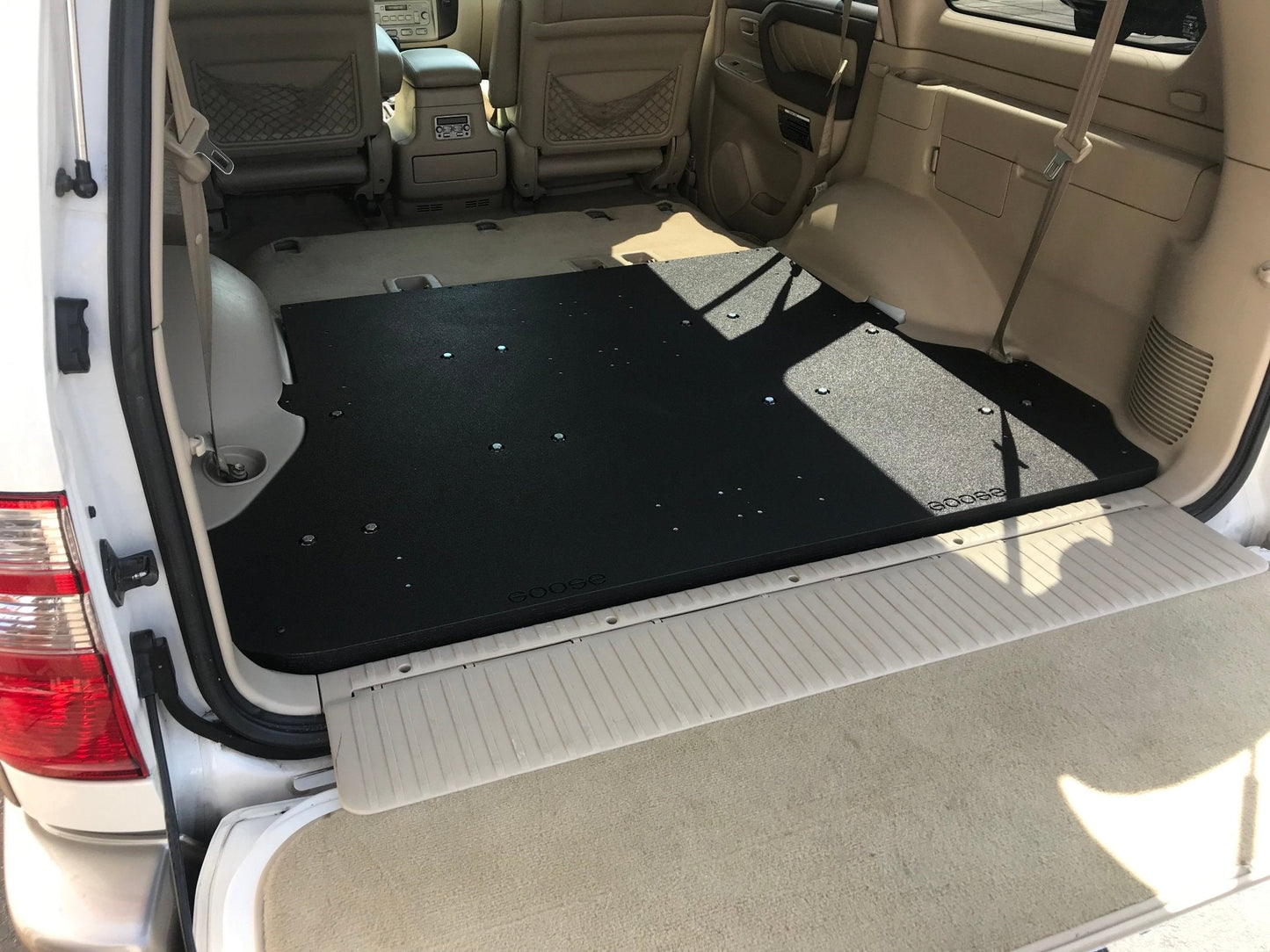 Toyota Land Cruiser 1998-2007 100 Series - Rear Plate System Goose Gear